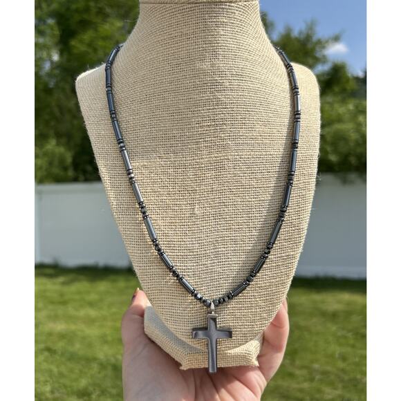 Magnetic Black Hematite Beads Jesus Cross Therapy Healing Pendant Necklace - Picture 1 of 4